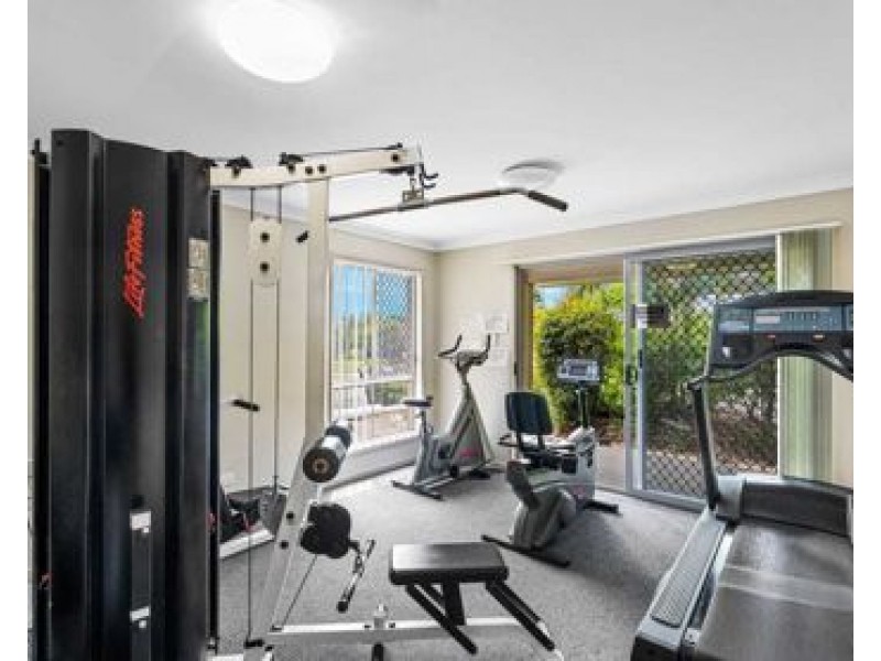 9/131 McAuley Parade, Pacific Pines QLD 4211