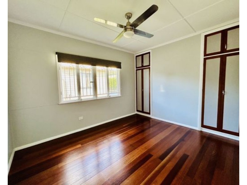 32 Mayrene Street, Carina QLD 4152