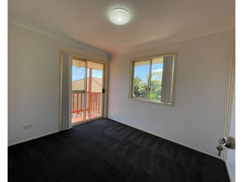 18/134 Hill Rd, Runcorn QLD 4113