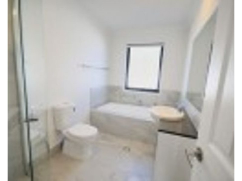 17 Splendid Close, Pallara QLD 4110