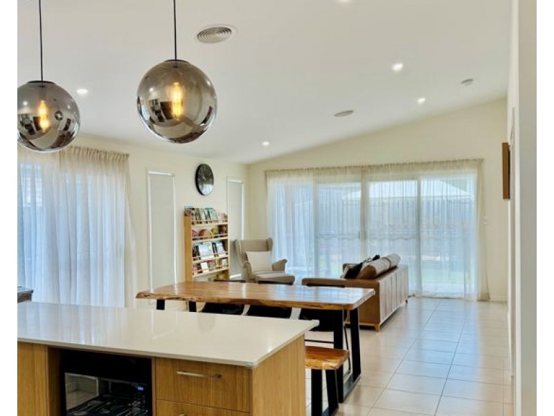 31 Reuben Boulevard, Logan Reserve QLD 4133