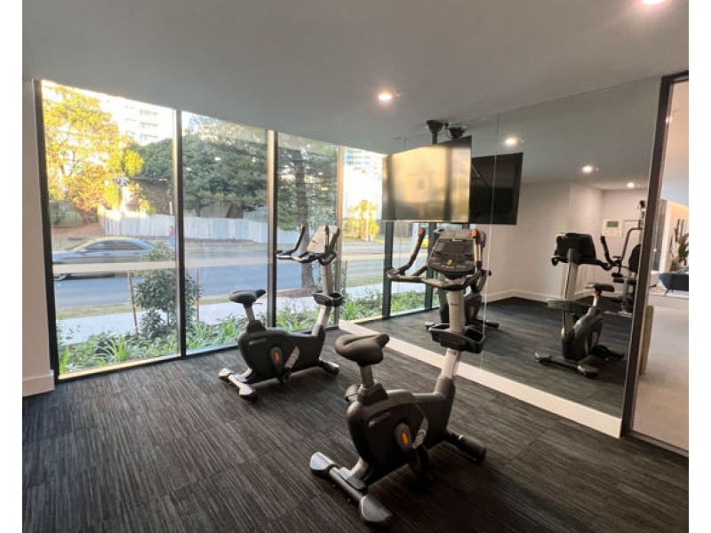 34/18 REMEMBRANCE DRIVE, Surfers Paradise QLD 4217