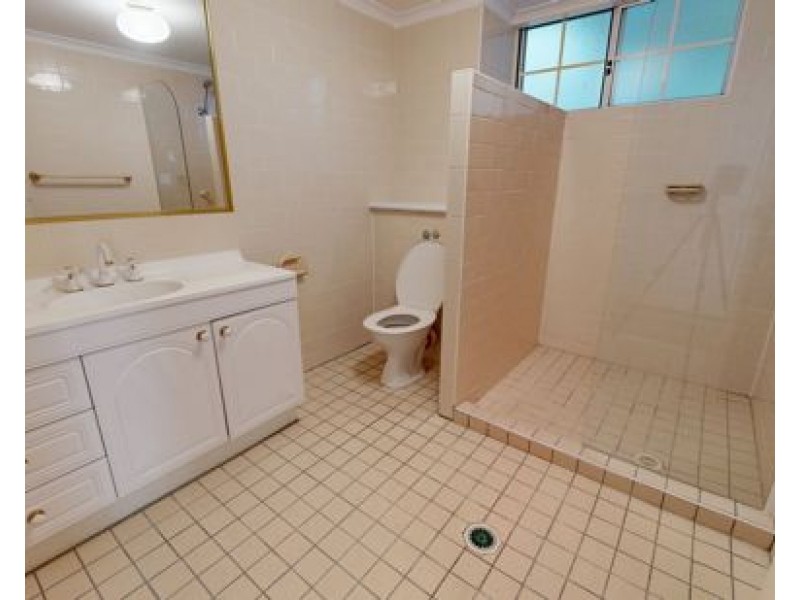 3 Joynt St, Hamilton QLD 4007