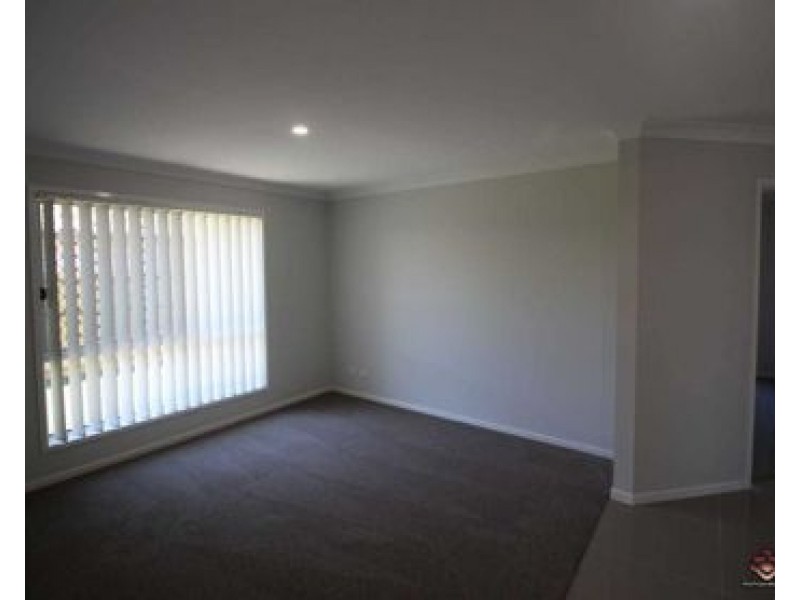 73 CLEARWATER STREET, Bethania QLD 4205