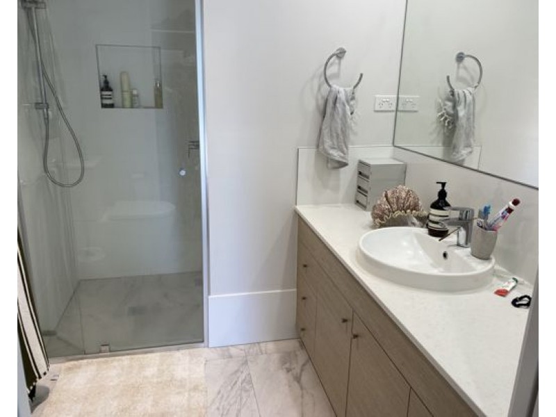 5678899 172 Venner Road, Yeronga, QLD, 4104, Yeronga QLD 4104