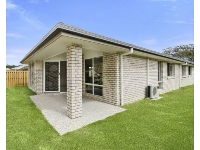 18 Vista Crescent, Pimpama QLD 4209