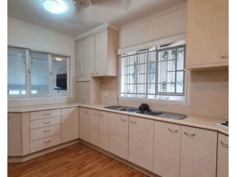 43 Henry Street, Chermside QLD 4032