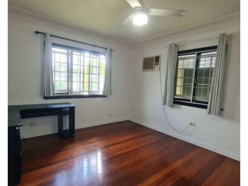 43 Henry Street, Chermside QLD 4032