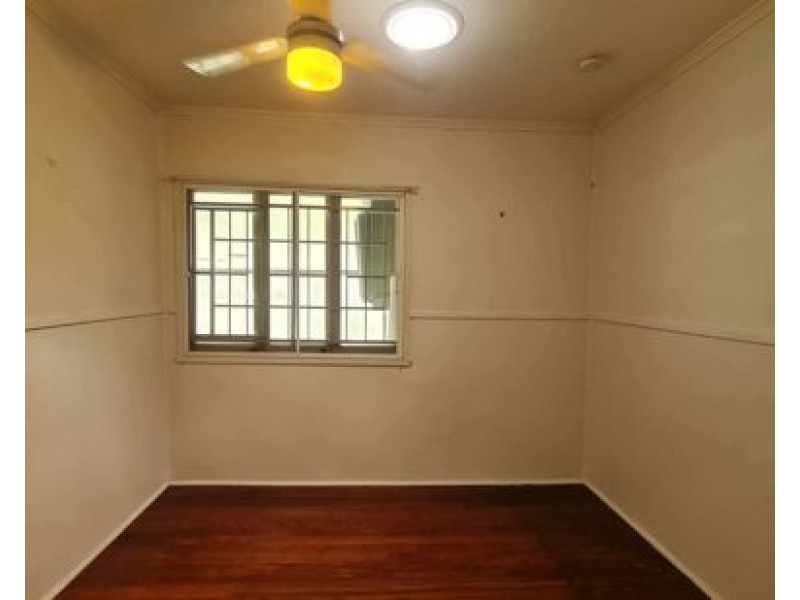 43 Henry Street, Chermside QLD 4032