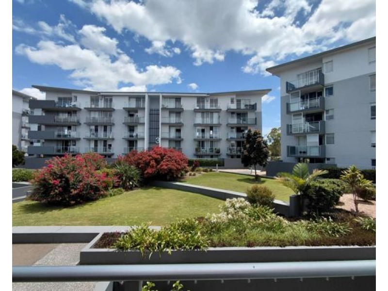 5204 12-14 Executive Dr, Burleigh Waters, Burleigh Waters QLD 4220