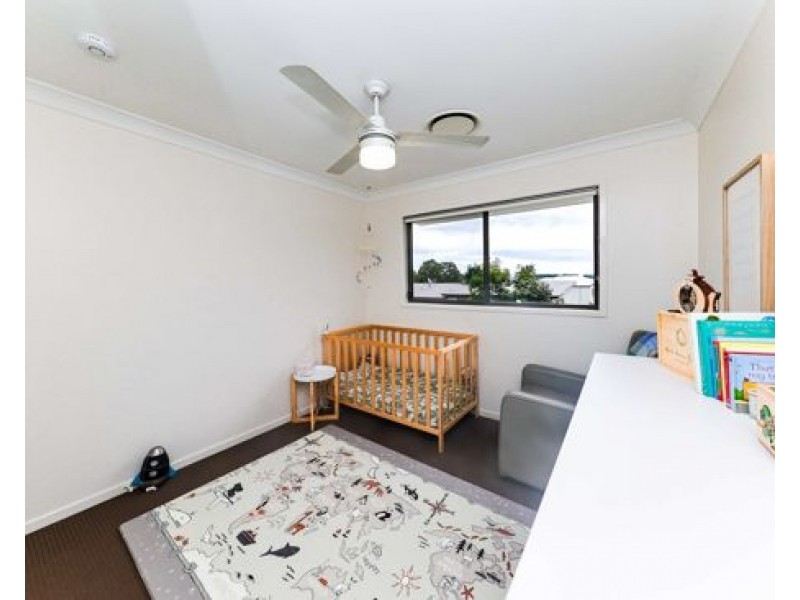 28 20 Kianawah Road South, Manly West QLD 4179