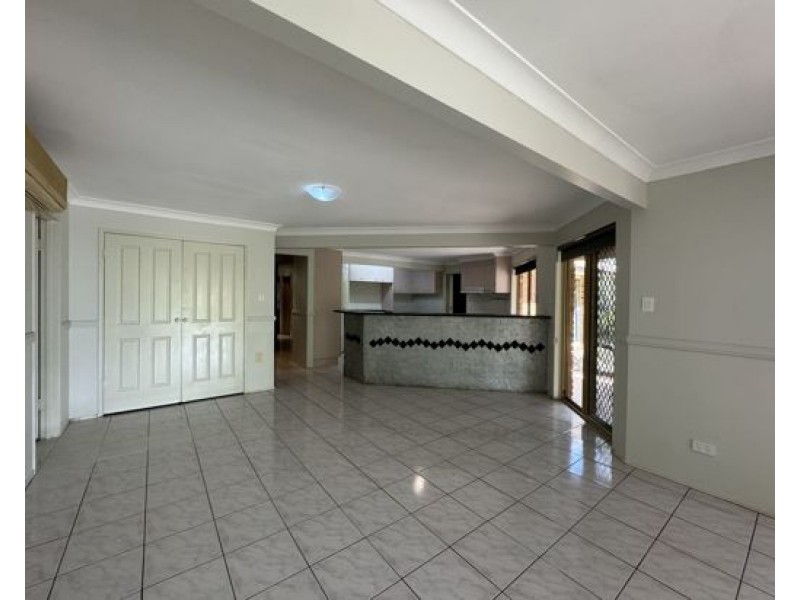 204 Rosemount Drive, Willow Vale QLD 4209