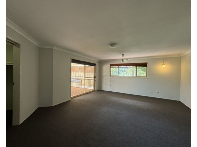 204 Rosemount Drive, Willow Vale QLD 4209