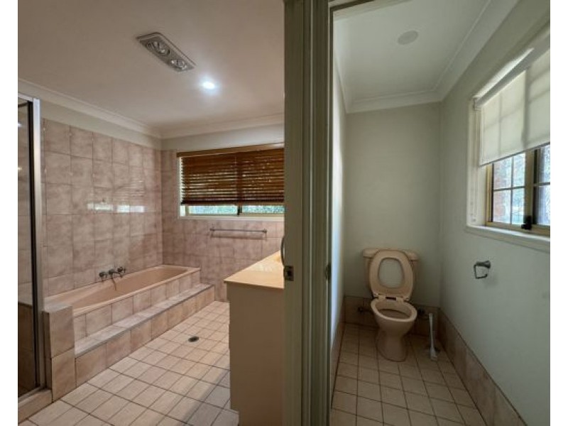 204 Rosemount Drive, Willow Vale QLD 4209