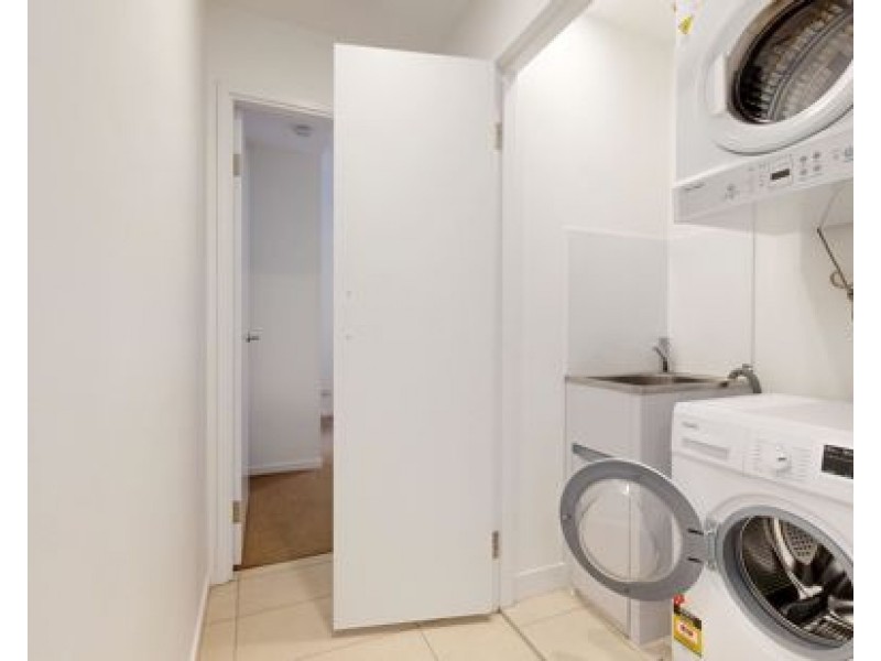 1701/1055 Ann St, Fortitude Valley QLD 4006