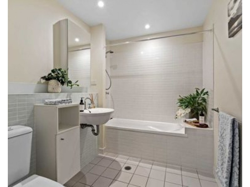 204/50 Macquarie Street, Teneriffe QLD 4005