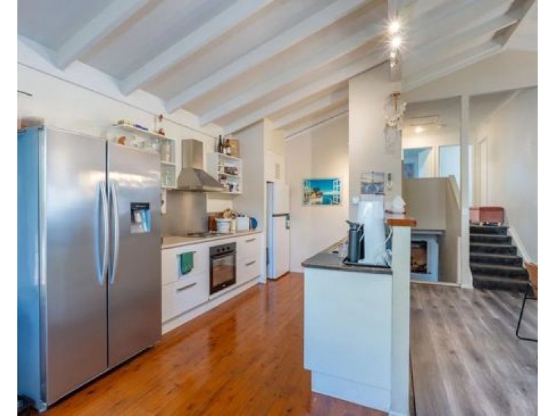 2112 Carlton Drive, Hope Island QLD 4212