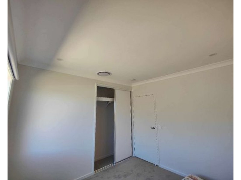 27 Jo-Ann Miller Dr, Collingwood Park QLD 4301