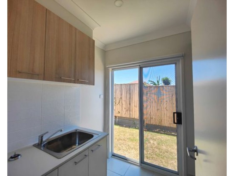 27 Jo-Ann Miller Dr, Collingwood Park QLD 4301