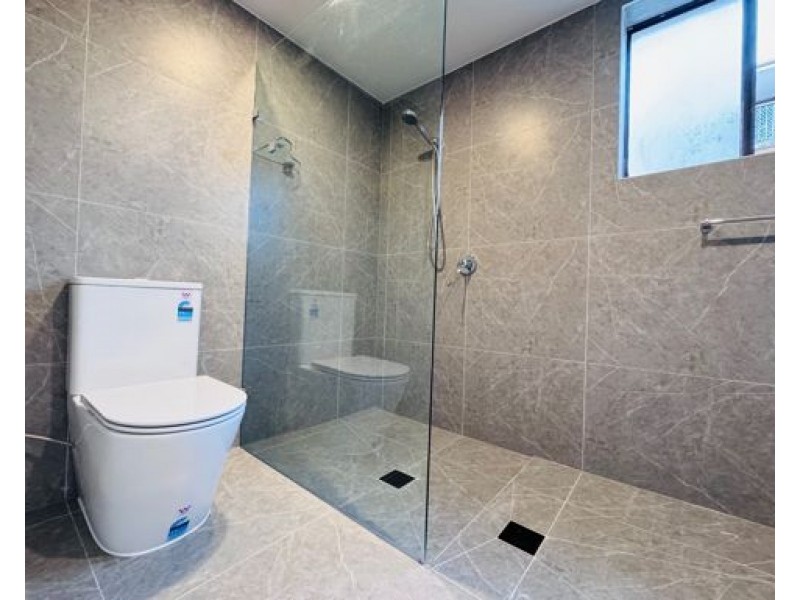 2/2 Macquarie Pl, Mortdale NSW 2223