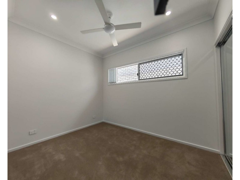 69A Blackstone Crescent, Ripley QLD 4306