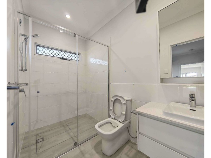 69B Blackstone Crescent, Ripley QLD 4306