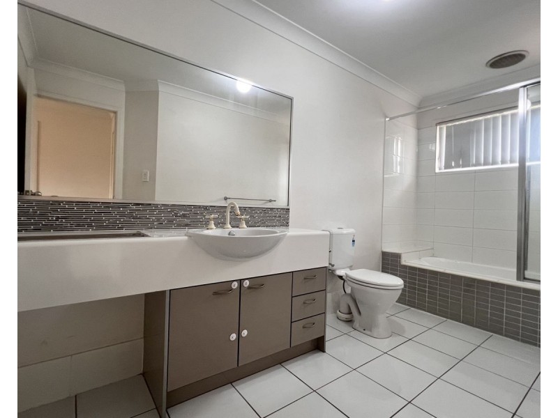 8/26-38 Petersen Road, Morayfield QLD 4506