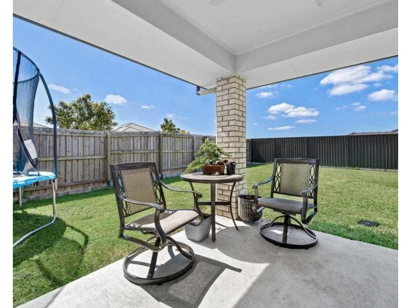 126 Campbell Dr, Mango Hill QLD 4509