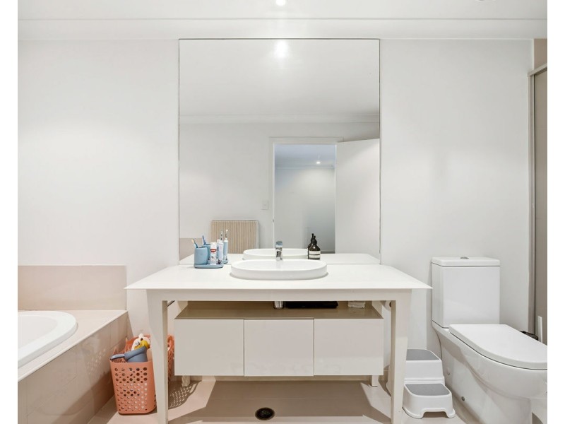 158 North Hill Drive, Robina QLD 4226