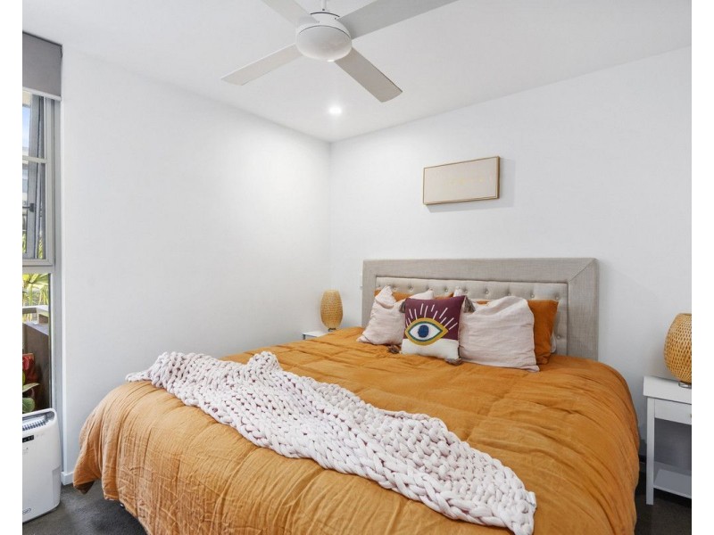 2208/65 Varsity Parade, Varsity Lakes QLD 4227