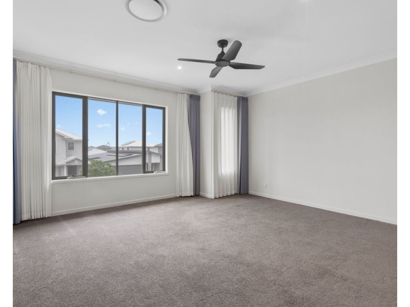 21 Olive Street, Helensvale QLD 4212