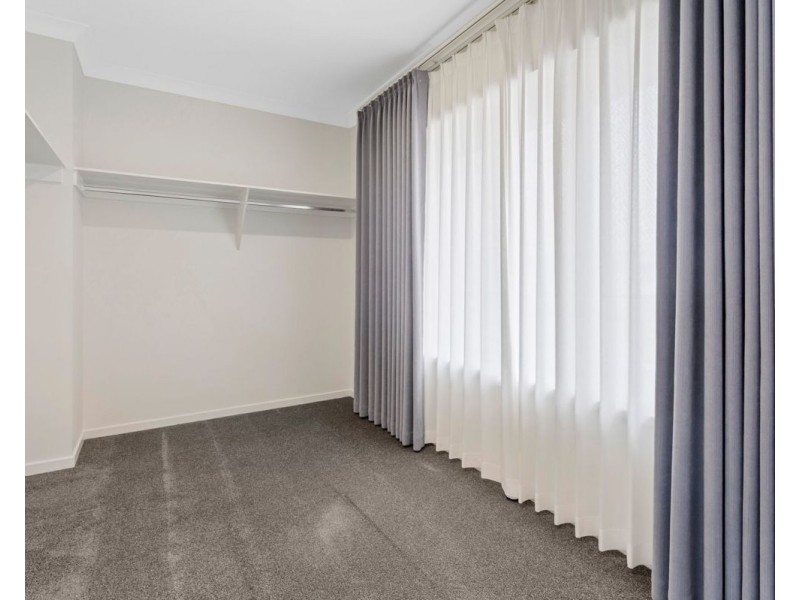 21 Olive Street, Helensvale QLD 4212