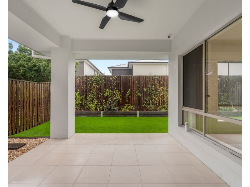 21 Olive Street, Helensvale QLD 4212