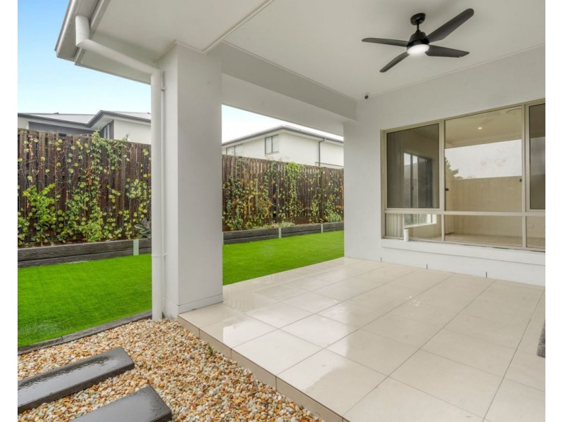 21 Olive Street, Helensvale QLD 4212