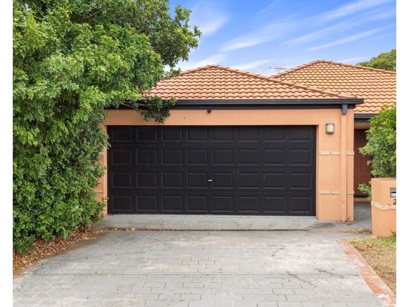 22 Holland Crescent, Wynnum West QLD 4178