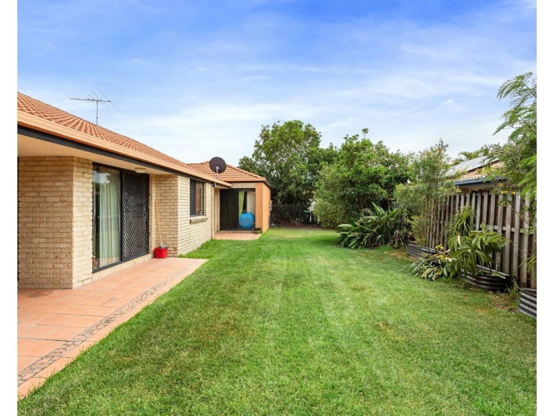 22 Holland Crescent, Wynnum West QLD 4178