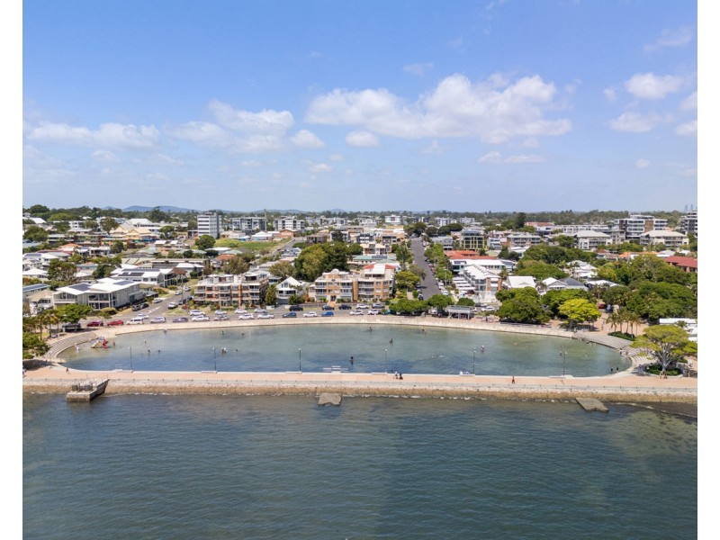 22 Holland Crescent, Wynnum West QLD 4178