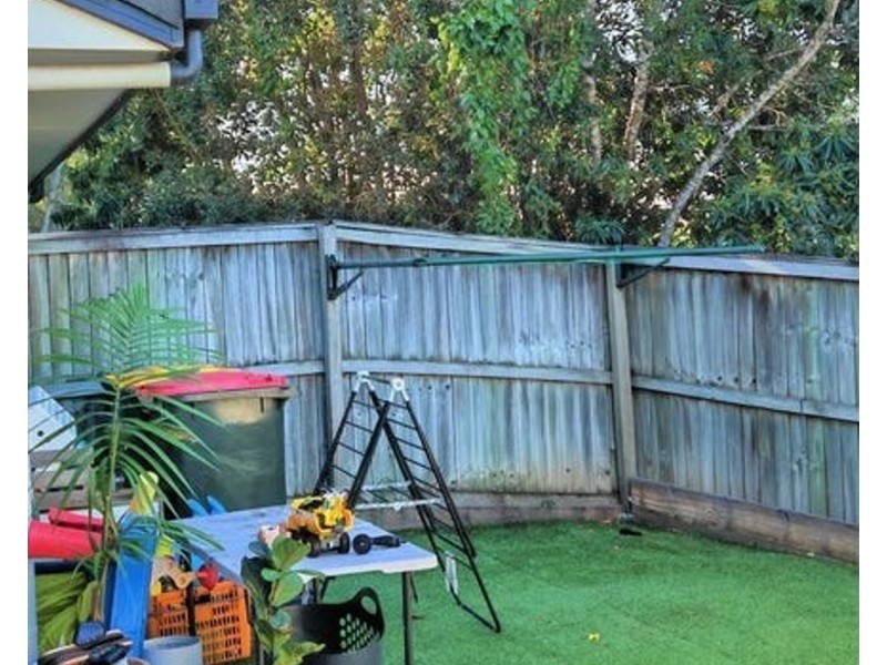 Unit 37 12 Greendale Way, Carindale QLD 4152