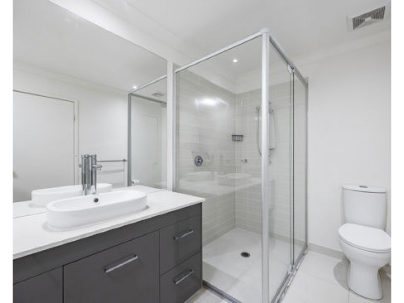 2 Bourton Road, Merrimac QLD 4226