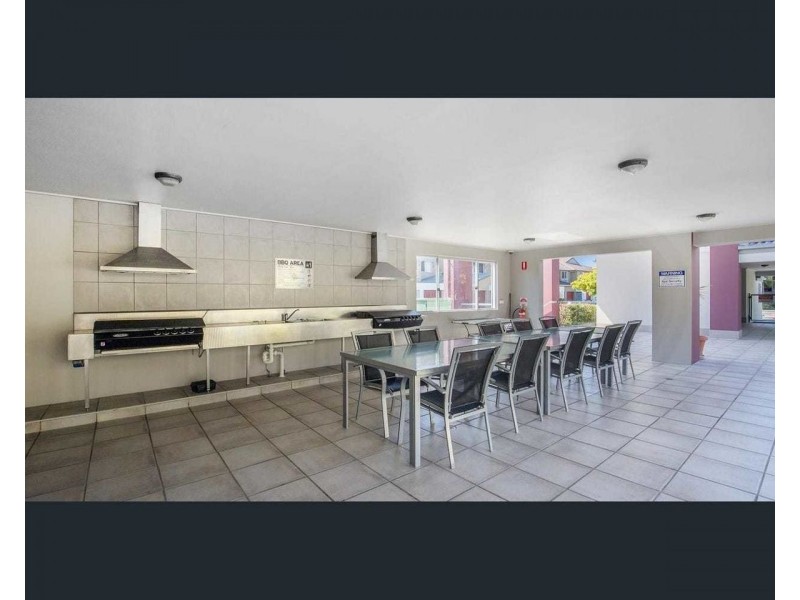 908 / 33 Clark St, Biggera Waters QLD 4216