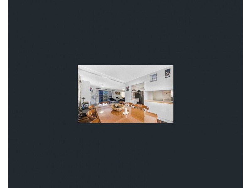 41 Law Street S, Redbank QLD 4301