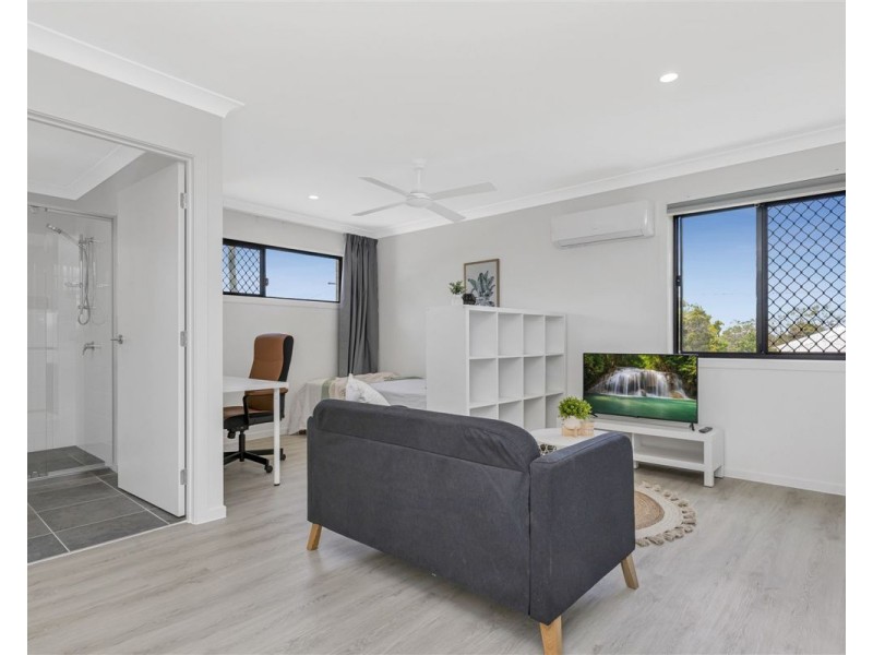 Room 5/27 Lynton Street, Upper Mount Gravatt QLD 4122