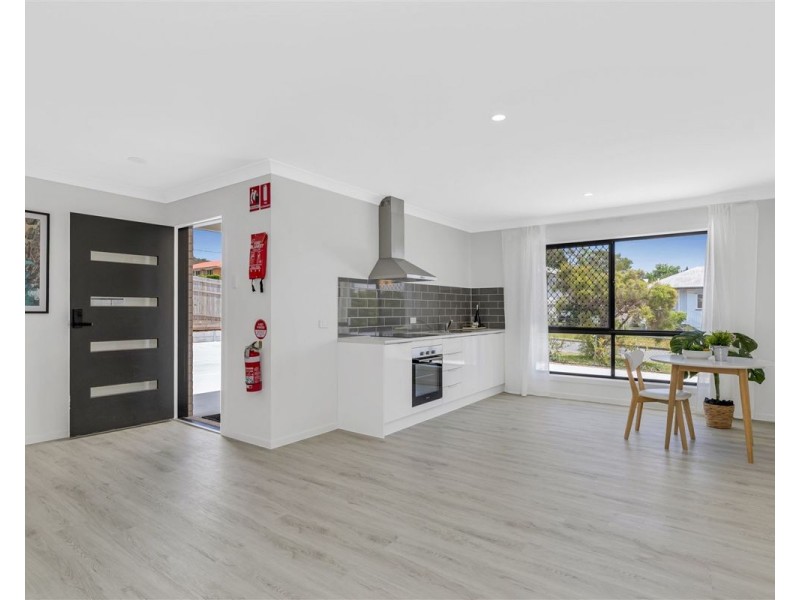 Room 5/27 Lynton Street, Upper Mount Gravatt QLD 4122