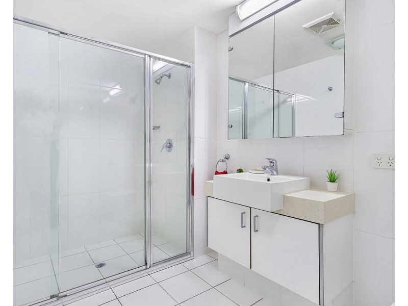 1105 / 3 Main Street, Varsity Lakes QLD 4227