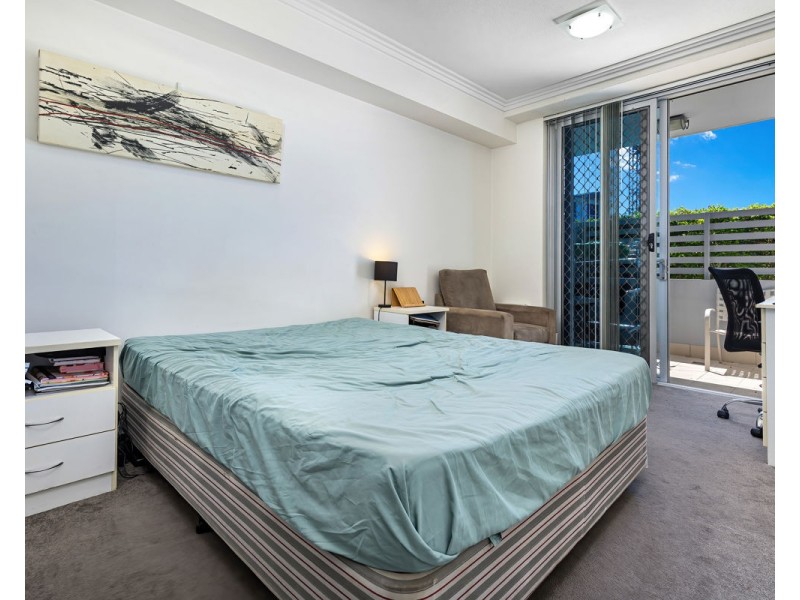 1004 & 1004A / 3 Main Street, Varsity Lakes QLD 4227