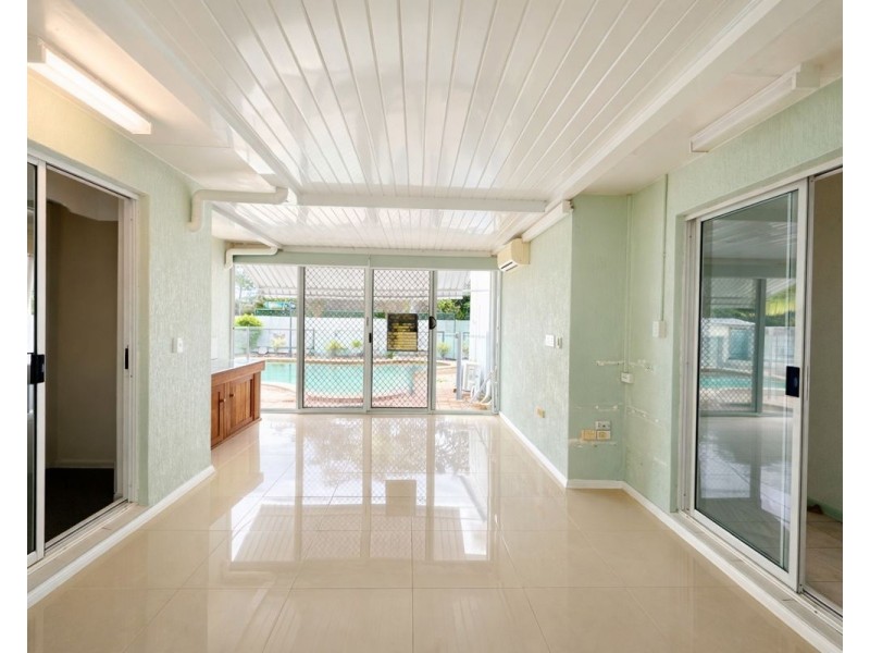 35 Port Jackson Boulevard, Clear Island Waters QLD 4226