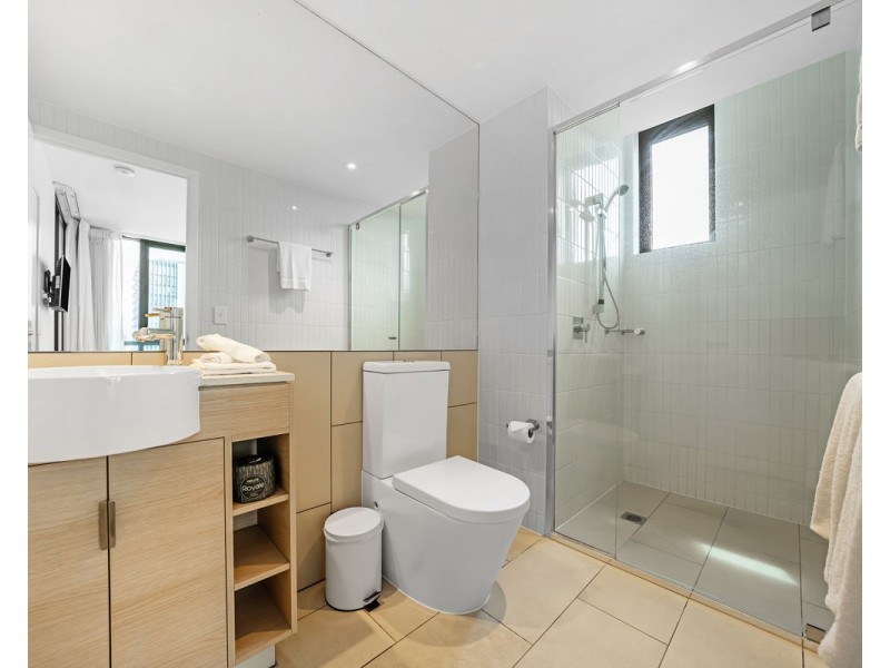 2903/2663 Gold Coast Highway, Broadbeach QLD 4218