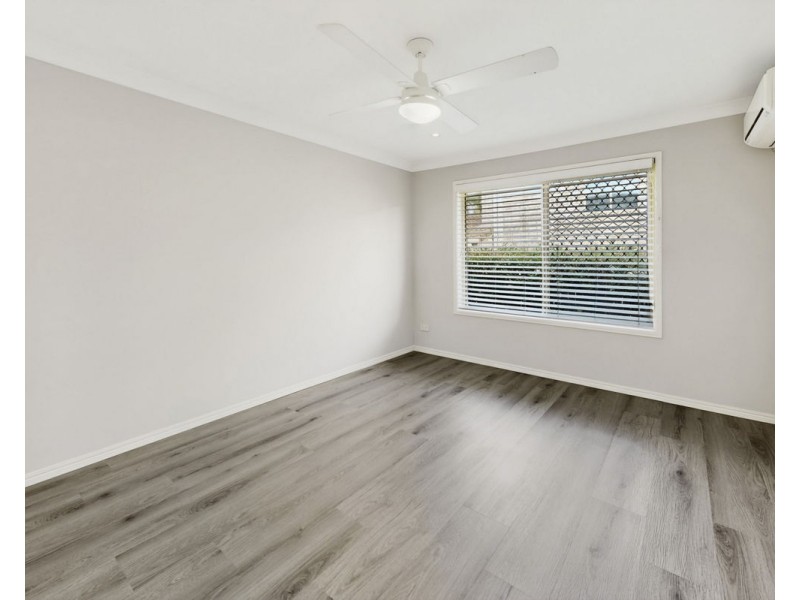 16 Hamersley Pl, Parkinson QLD 4115