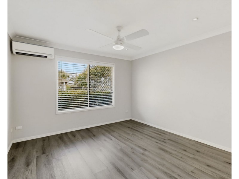 16 Hamersley Pl, Parkinson QLD 4115