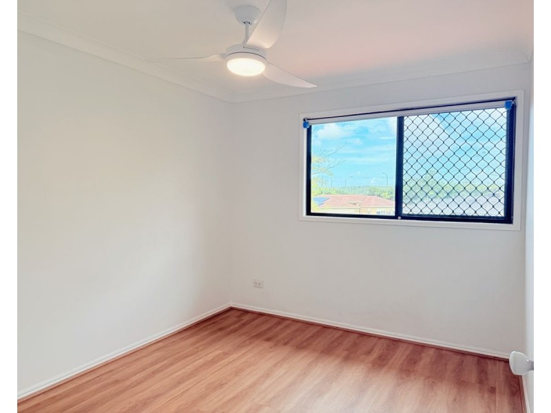 2/7 Nev Close, Wishart QLD 4122